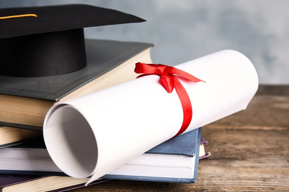 Sfeerbeeld bij beëdigde vertaling van studiegids